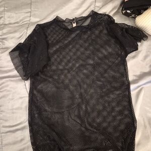 Sheer Mesh Short Sleeve Tunic Top - Black